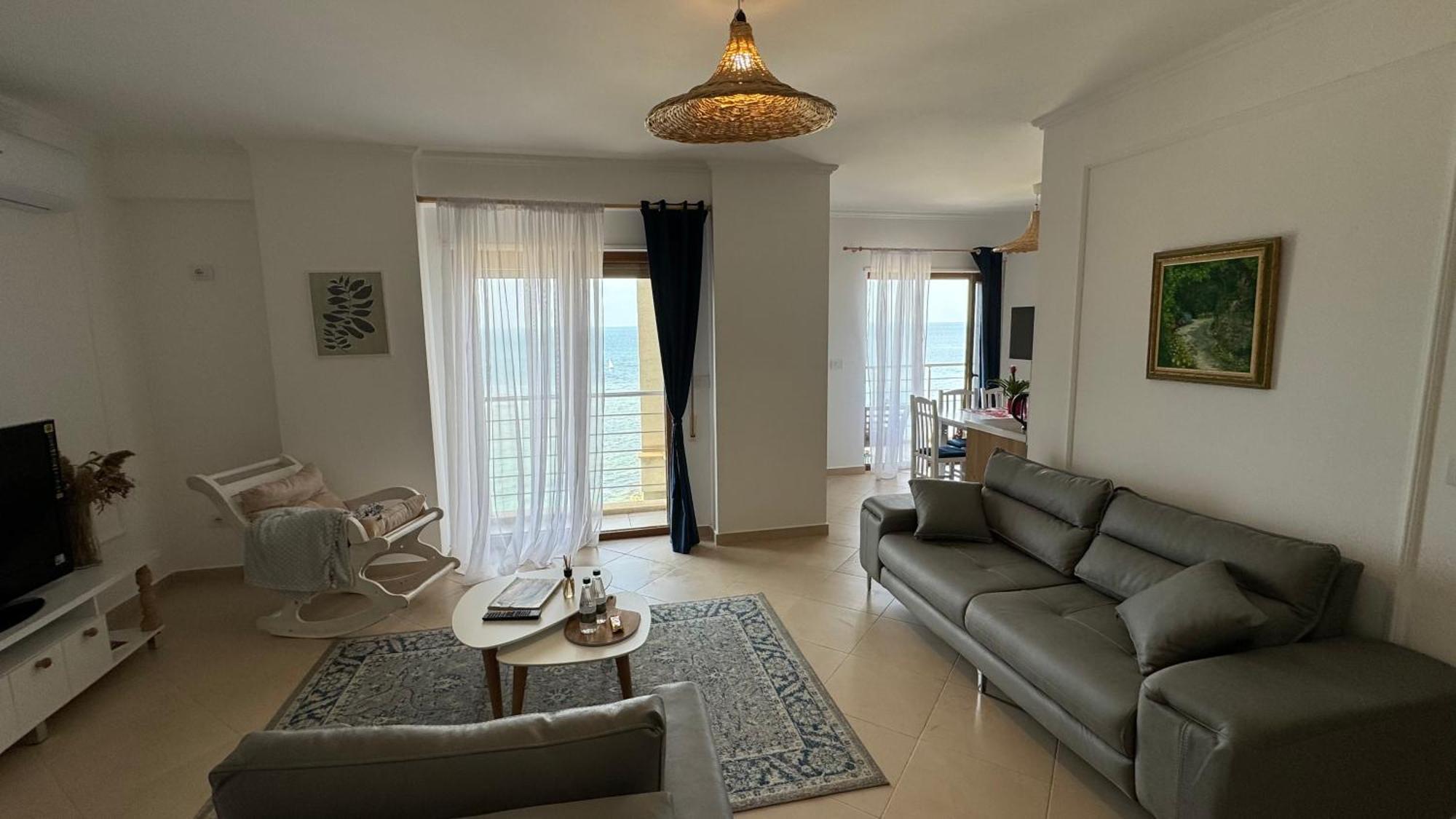 Apartment Currila 07 *